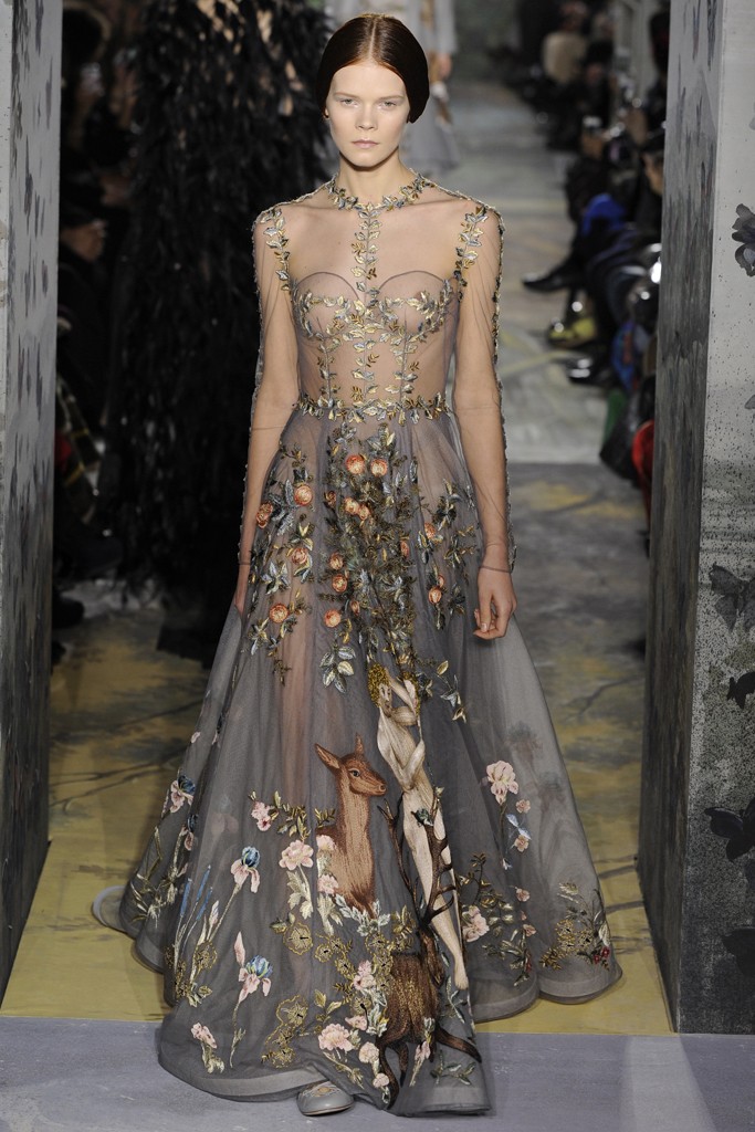 Valentino Couture 2014: A Night at the Opera - Girls Of T.O.