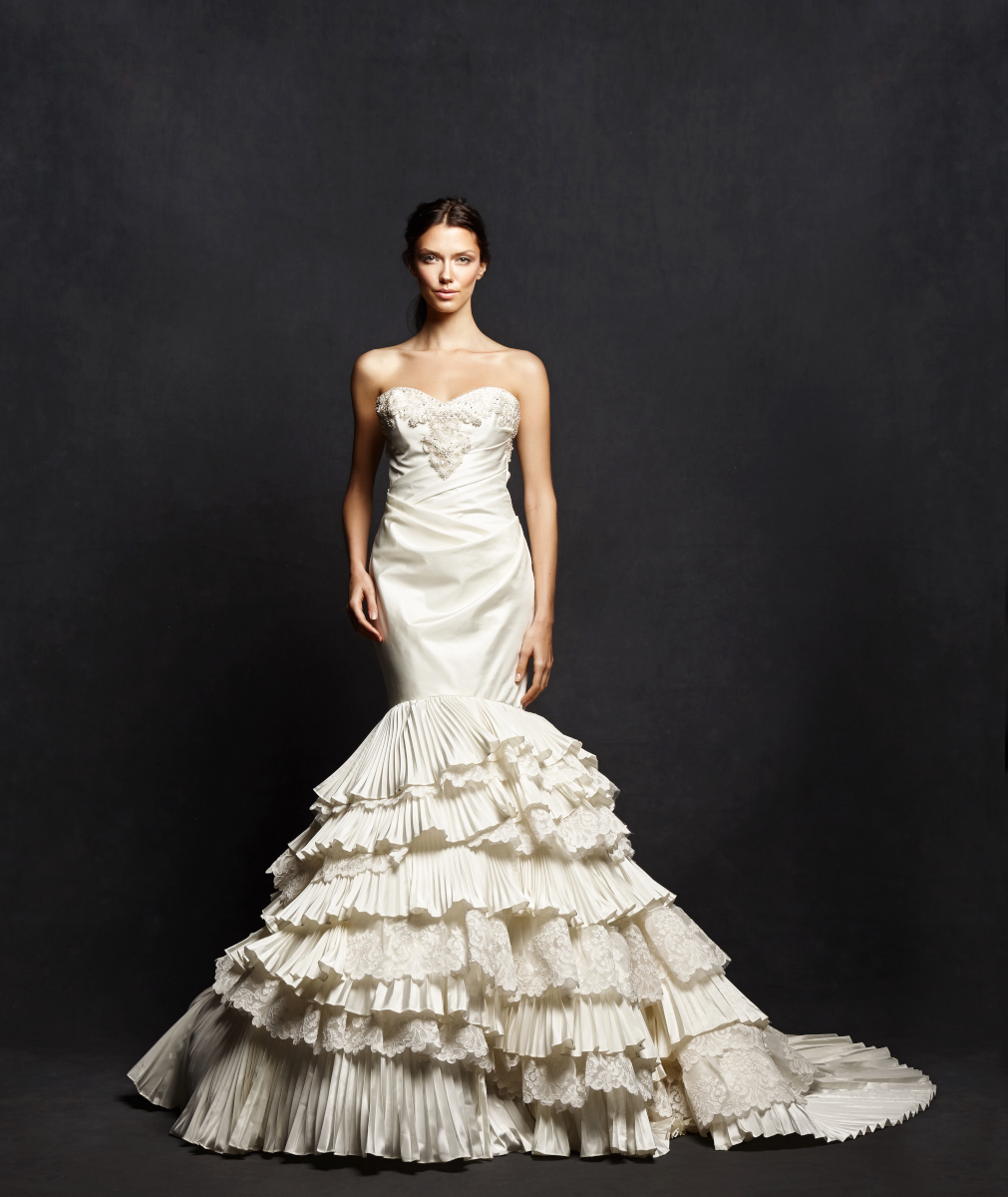 Isabelle Armstrong 0434 revised Pronovias Web