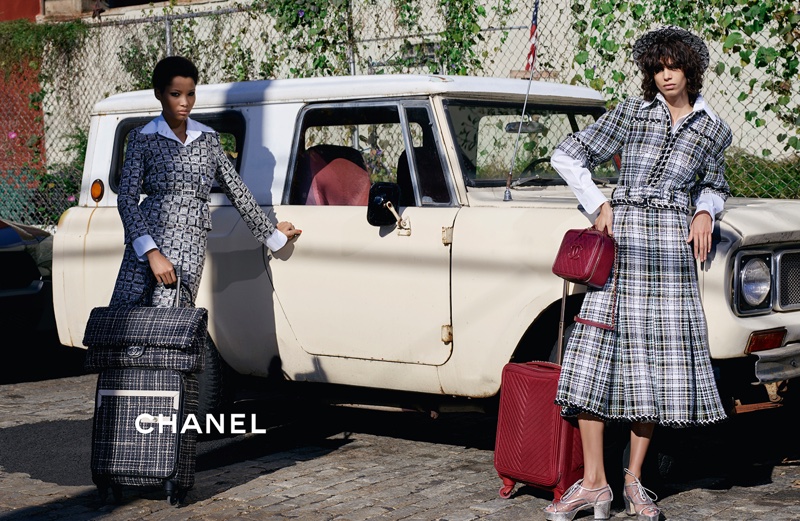 CHANEL SPRING SUMMER 2017 WOMEN'S COLLECTION